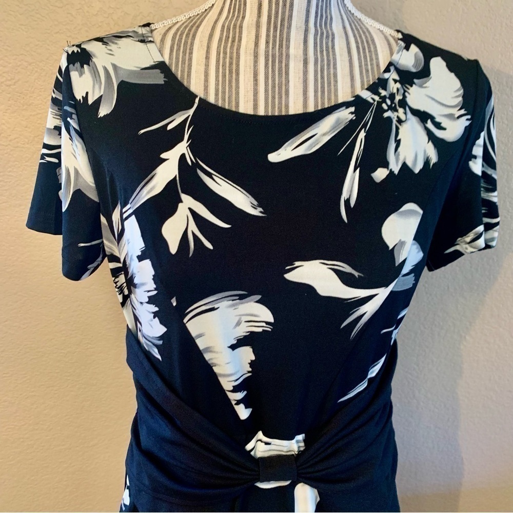 NWT VfEmage Dress Med Black White Floral Short Sleeve Black Bow at Waist Midi - Picture 2 of 16